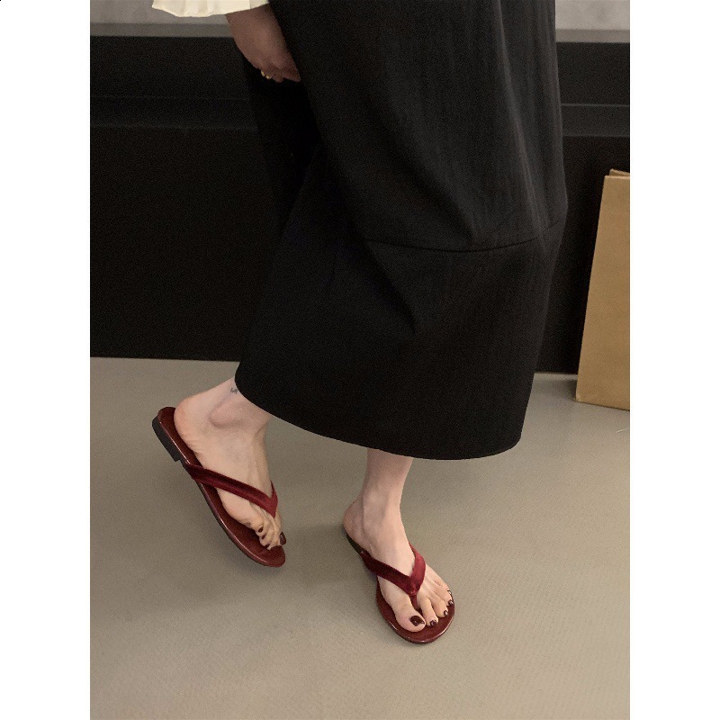 Summer Beach Flip Flop Womens Casual Clip Toe Flats Slippers Fashion Slides Comfort Outdoor Dress Shoes 250516