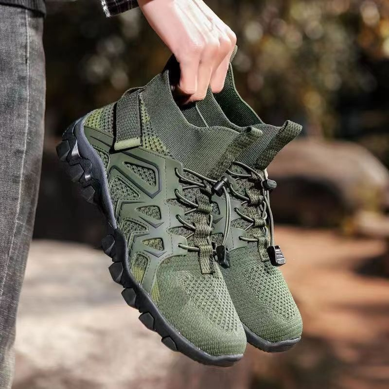 2026 New Men's Hiking Shoes Lightweight Breathable Mesh Outdoor Trekking Sneaker