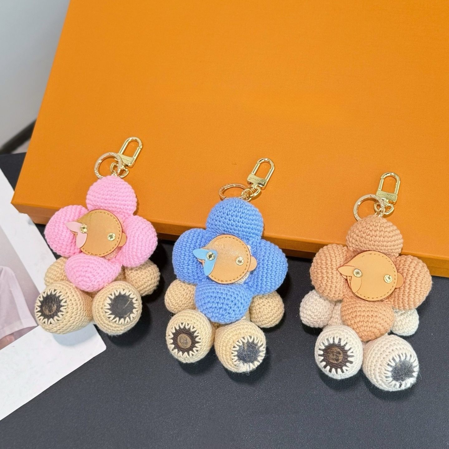 Fashion Designer Keychain Ladies Keychain Classic Exquisite Keychain High Quality leather Multicolor Luxury logo keychain wallet Keychain Christmas