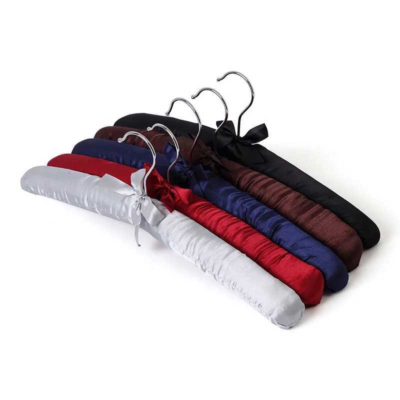 1PC Satin Padded Hanger Silk Wrapped Clothes Hanger Clothes Hanging Silver Hook Sponge Hangers Clothes Shop Display Hangers C260520