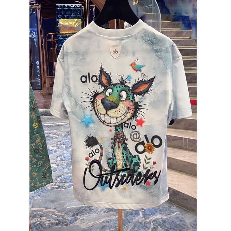 Summer short-sleeve shirt in old money style with exquisite embroidery craftsmanship stylish design round neck niche 2026