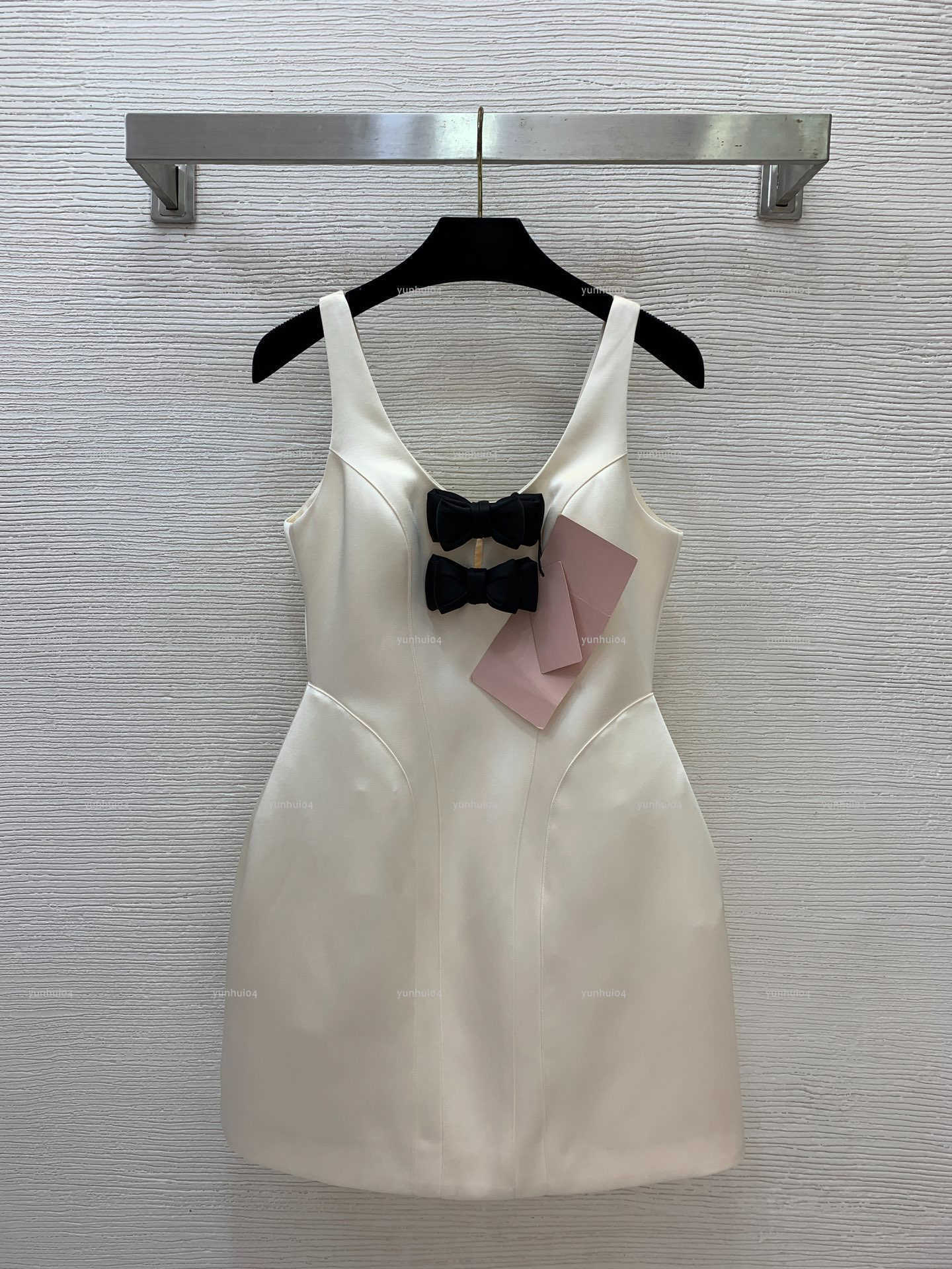 Popular sleeveless women dress Summer lady dresses women designer clothes bow Pinch Waist Puff Skirt Strap formal attire A025X01N119