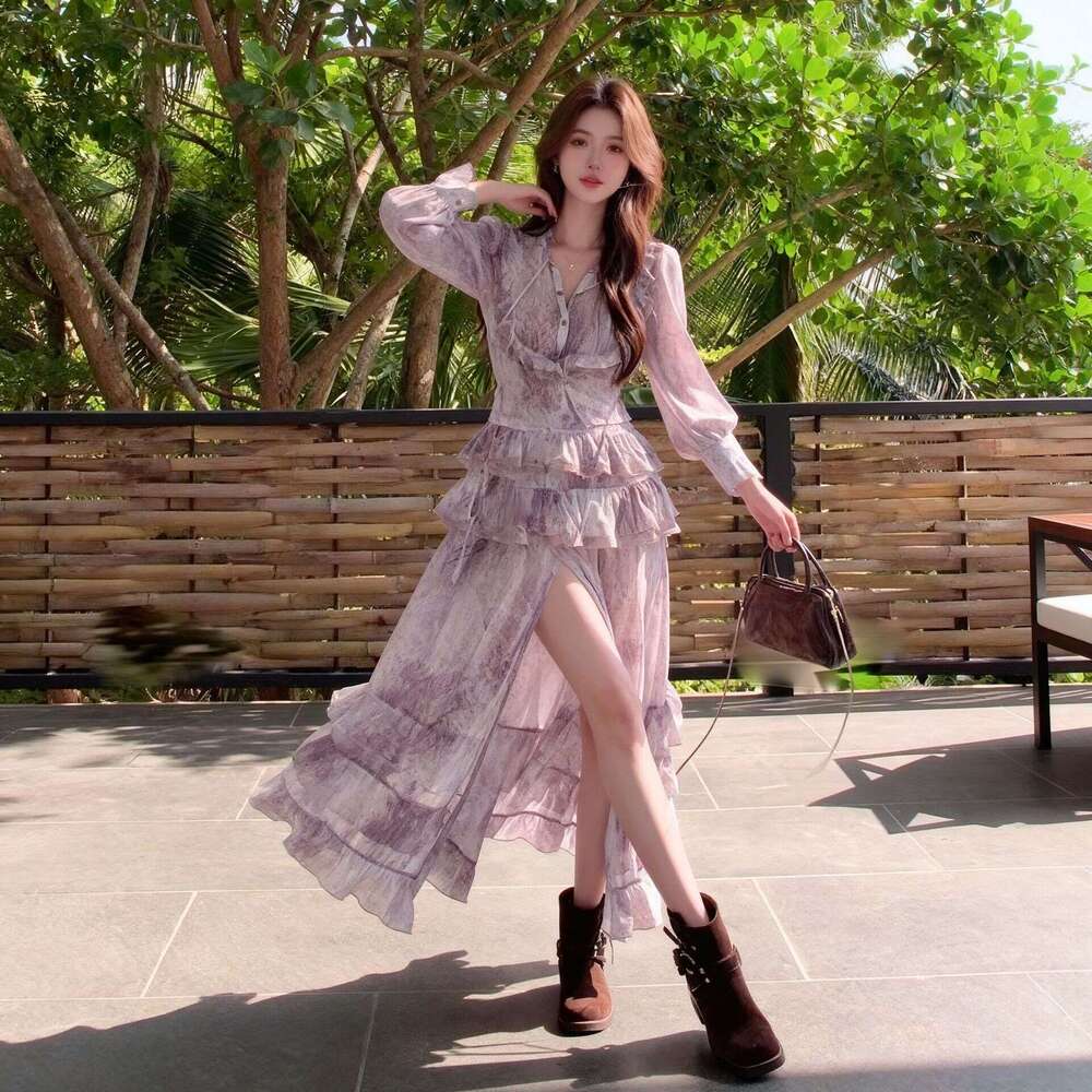 2026 New French Retro Gradient Floral Outfit Multi Layer Cake Skirt Elegant Waist Cinching Slimming Split Hem Fashion Casual Daily Women Dress MAKOUFE