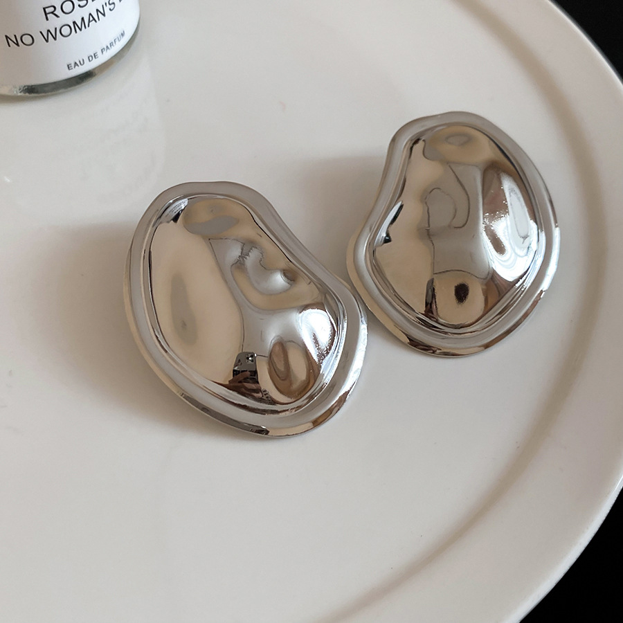 European American cross-border silver needle metal oval earrings, fashionable and simple, versatile collarbone chain, unique design niche jewelry for  - view 5