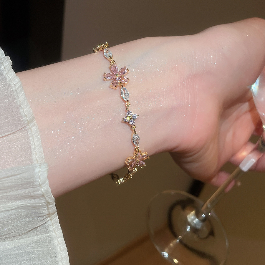 Zircon flower water drop exquisite fashionable adjustable bracelet, light luxury high-end feel, personalized and elegant versatile hand accessory - view 8