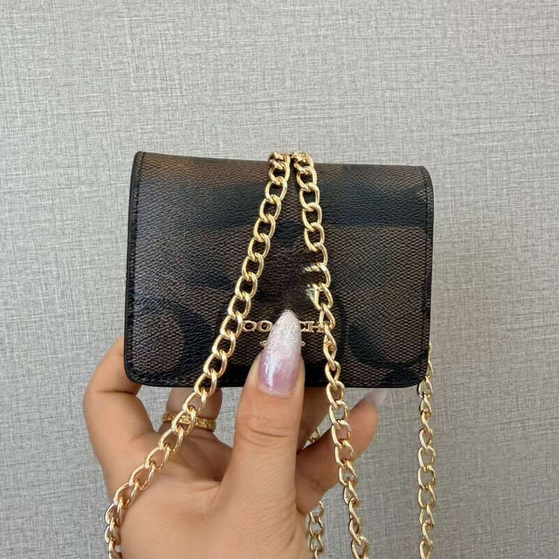 Coach Mini Purses Luxury Bags Women Designer Coachbaggs Short Zipper Small Wallet Fashion Versatile Coin Purse Multiple Colors Crossbody Kids Bag