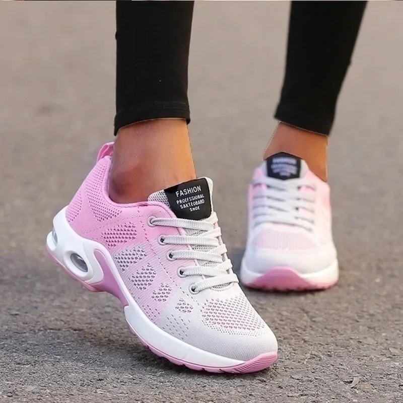 Women Running Shoes Breathable Casual Shoes Outdoor Light Weight White Tenis Sports Shoes Casual Walking Sneakers for Wamen 260521