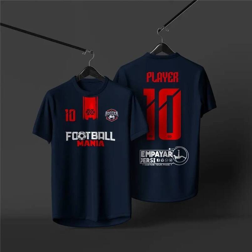 Minimalist shirt INS style, simple color tones. Clean, slim-fit design. Short-sleeved football shirt, soft breathable. Unisex style. Versatile look. S