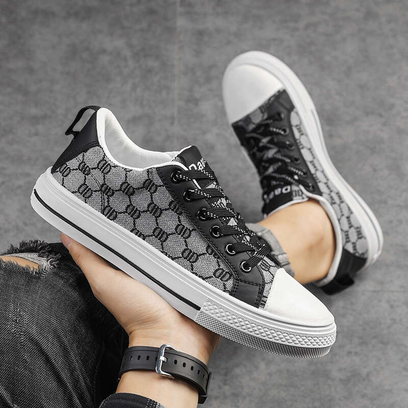 Spring Men's Canvas Shoes Trendy Casual Couple Style Student Korean Version Lace-up Low-top Sneakers