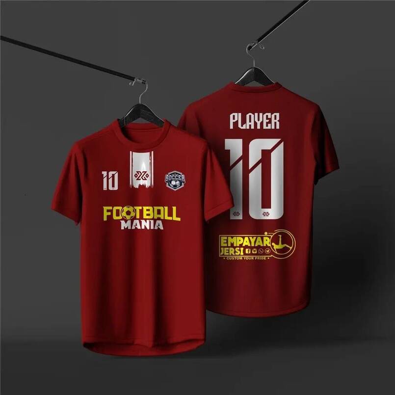Minimalist shirt INS style, simple color tones. Clean, slim-fit design. Short-sleeved football shirt, soft breathable. Unisex style. Versatile look. S