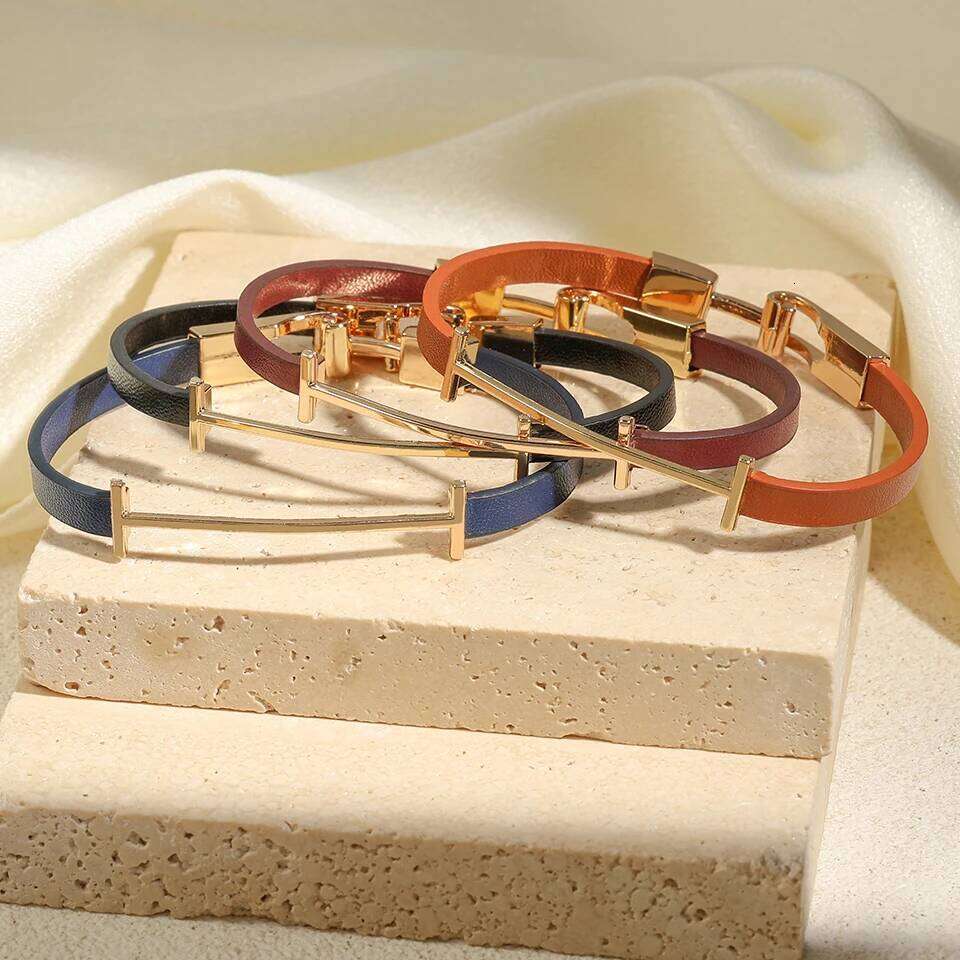 Designer Leather Bracelet L-Shaped Bucklefor Women Men Simple Alloy Couple Jewelry Holiday Gift for Him Her Party Daily Wear High Quality Visionice