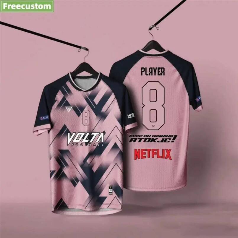 Unisex streetwear football jersey. Oversized fit, retro style, short sleeves, breathable mesh fabric. Casual hip-hop design. Suitable for everyday wea