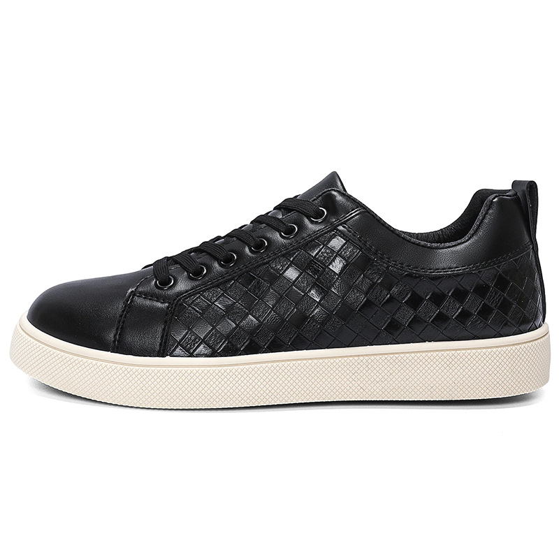 Spring New Style Men'S Plate Shoes Low Top Lace-Up Flat Light Fashion Soft Soled Men'S Shoes Plaid Trend Casual Single Shoes 2026s hot