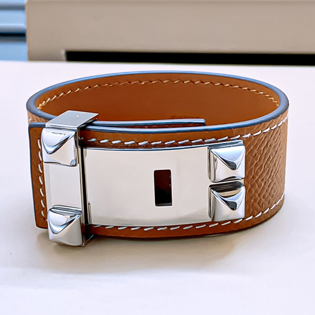 Designer Bracelet for Women Stainless Steel 18K Gold Plated Bangle Leather Bangles Luxury Jewlery Designer for Women Timeless Elegant Free Shipping Buy One Get One