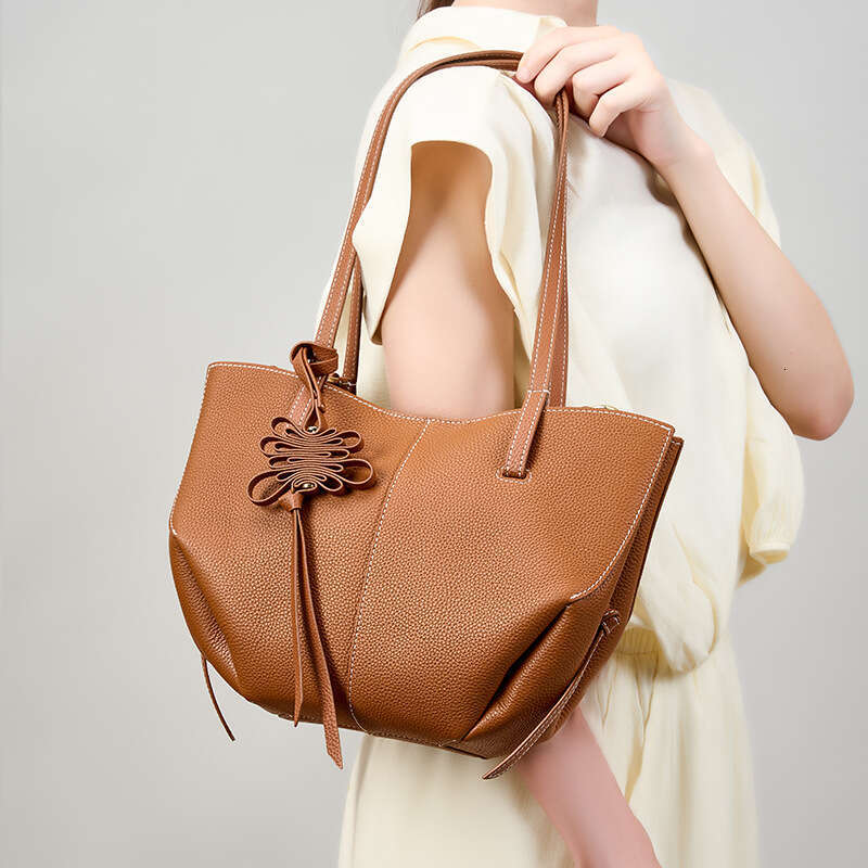 New Korean Style Top Layer Cowhide Underarm Bag Luxury Commuter Large Capacity Crossbody Shoulder Tote Bag SENYY