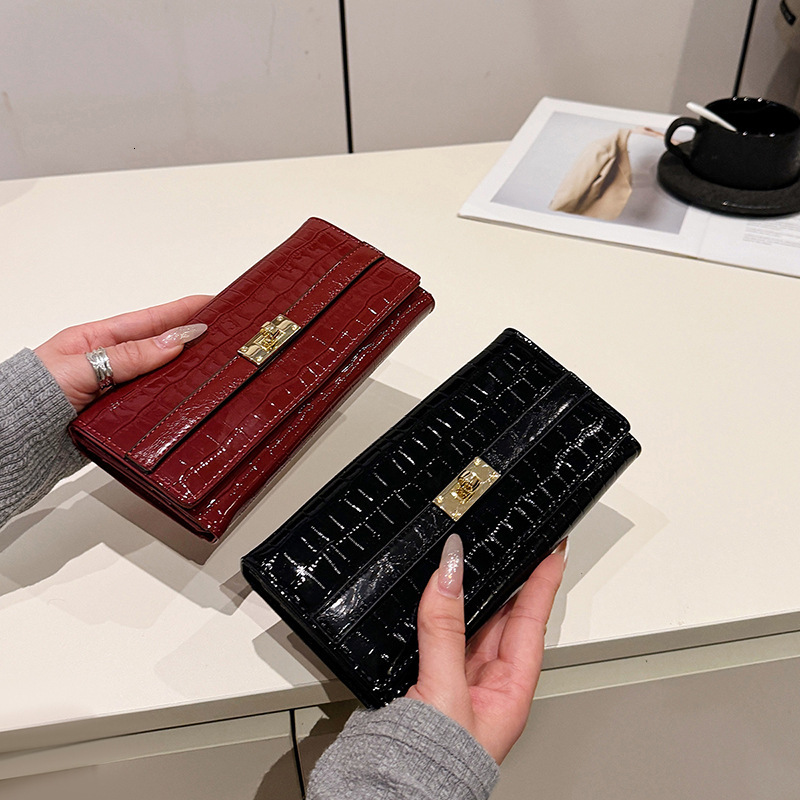 Designer Bag Glossy women's wallet with multiple card slots, large capacity, multifunctional, niche design, high-end feel, crocodile pattern, lon