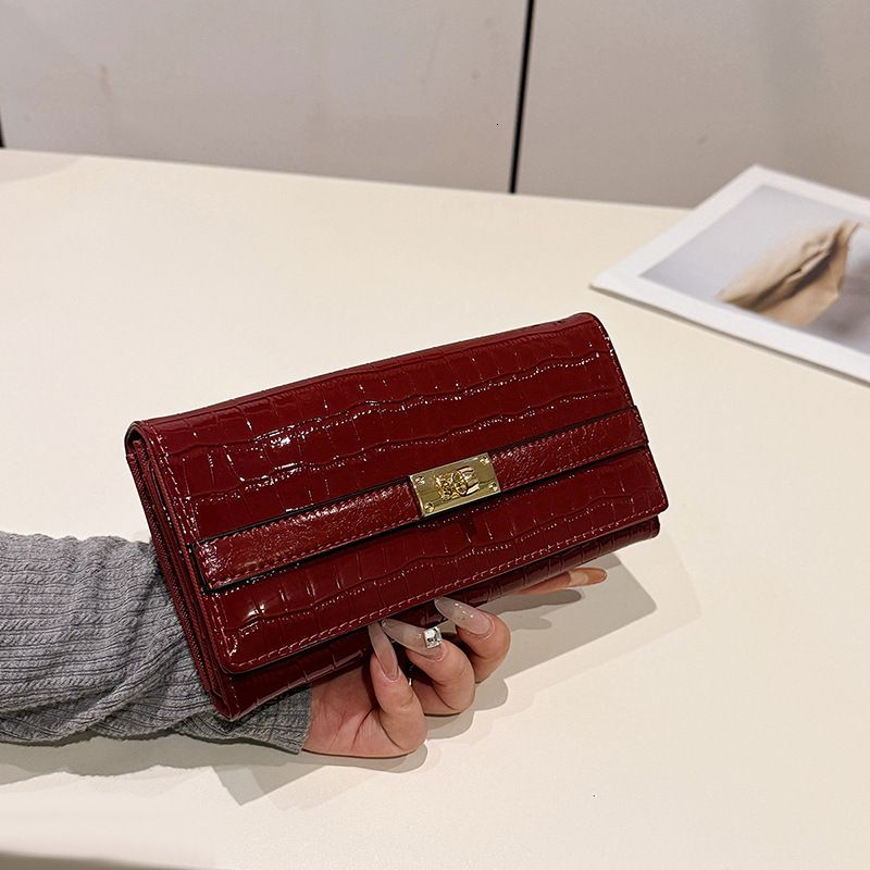 Designer Bag Glossy women's wallet with multiple card slots, large capacity, multifunctional, niche design, high-end feel, crocodile pattern, lon