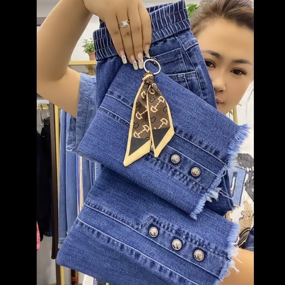 Luxury Women's Designer Jeans 2026 Spring/summer New Outdoor Casual Loose Large Size Water Washed Elastic Cowboy Bellbottom Pants Fashion High En