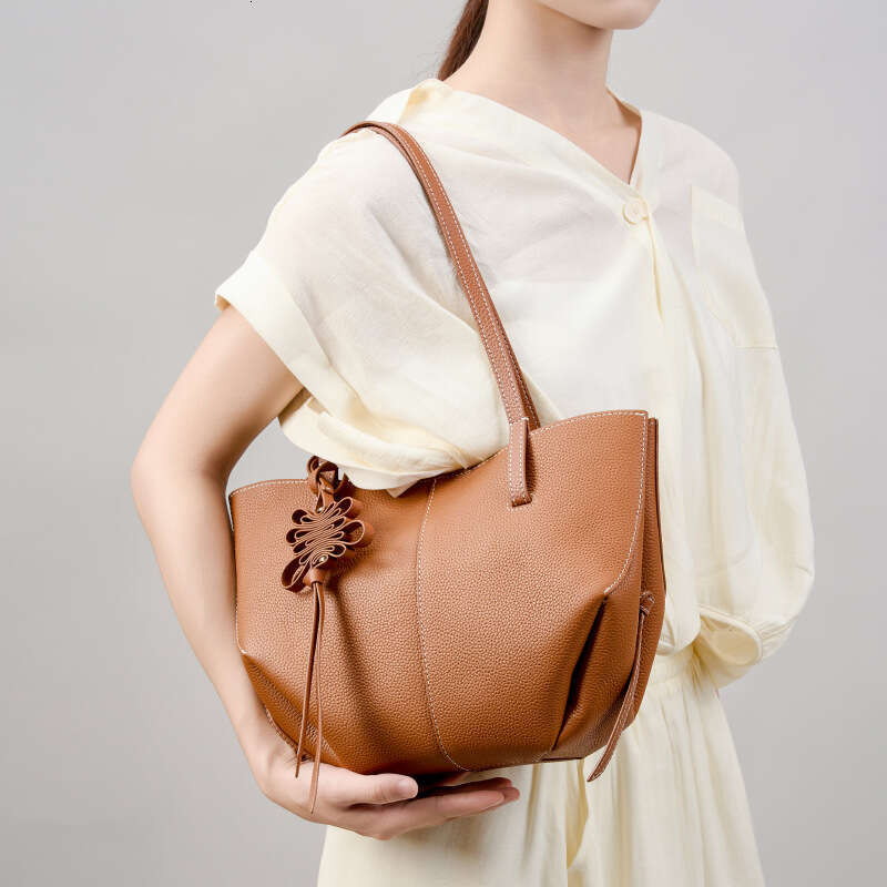 New Korean Style Top Layer Cowhide Underarm Bag Luxury Commuter Large Capacity Crossbody Shoulder Tote Bag SENYY