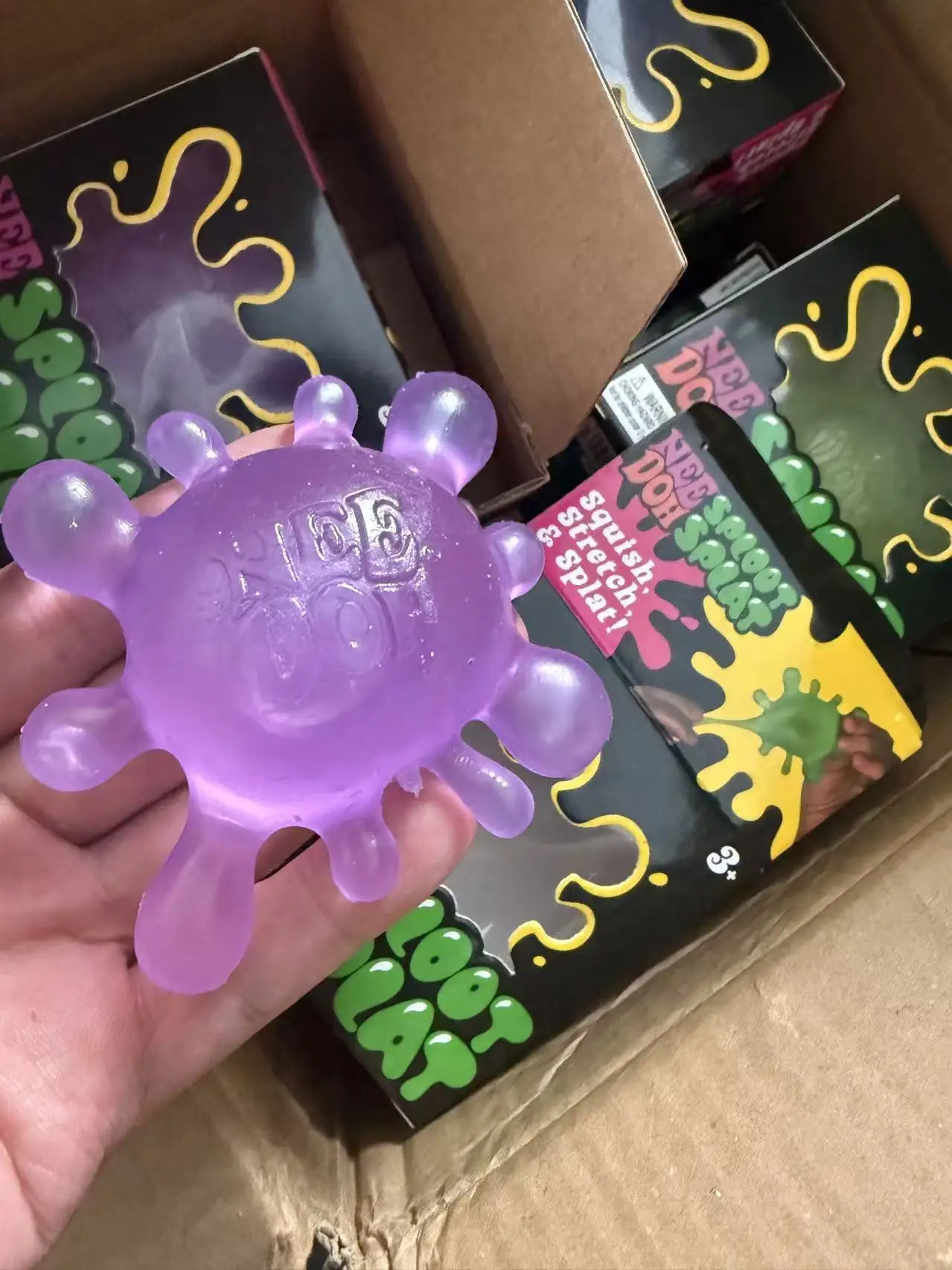 Schylling Fuzz Ball Stress Blind Box Soft Fluffy Squeeze Toys AntiAnxiety Squishy Portable Office Relaxing Gifts 260522
