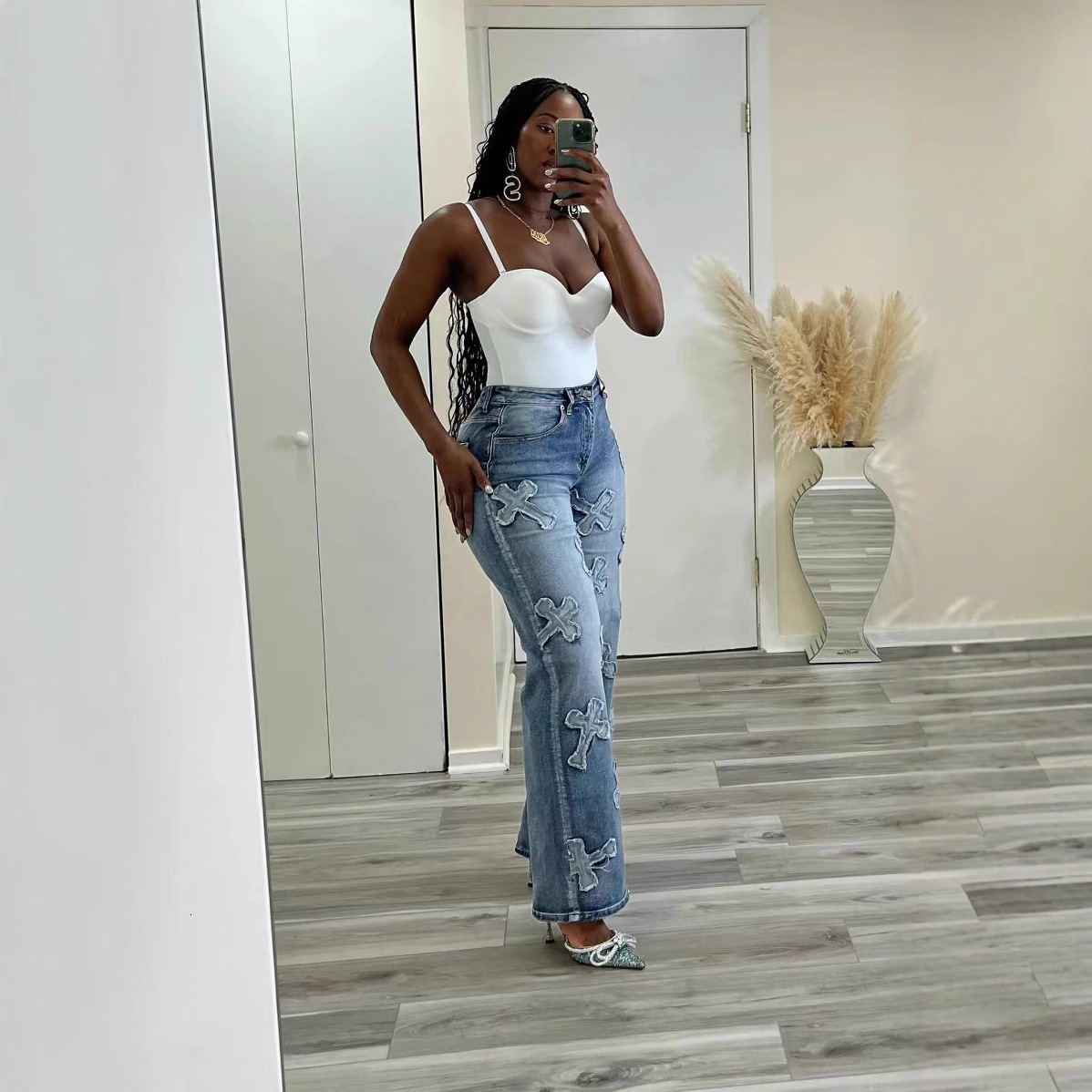 Luxury Women's Designer Jeans With High-end Embroidery European And American Sexy Lifting Buttocks Washed Denim Straight Leg Pants With Tassel De - view 5