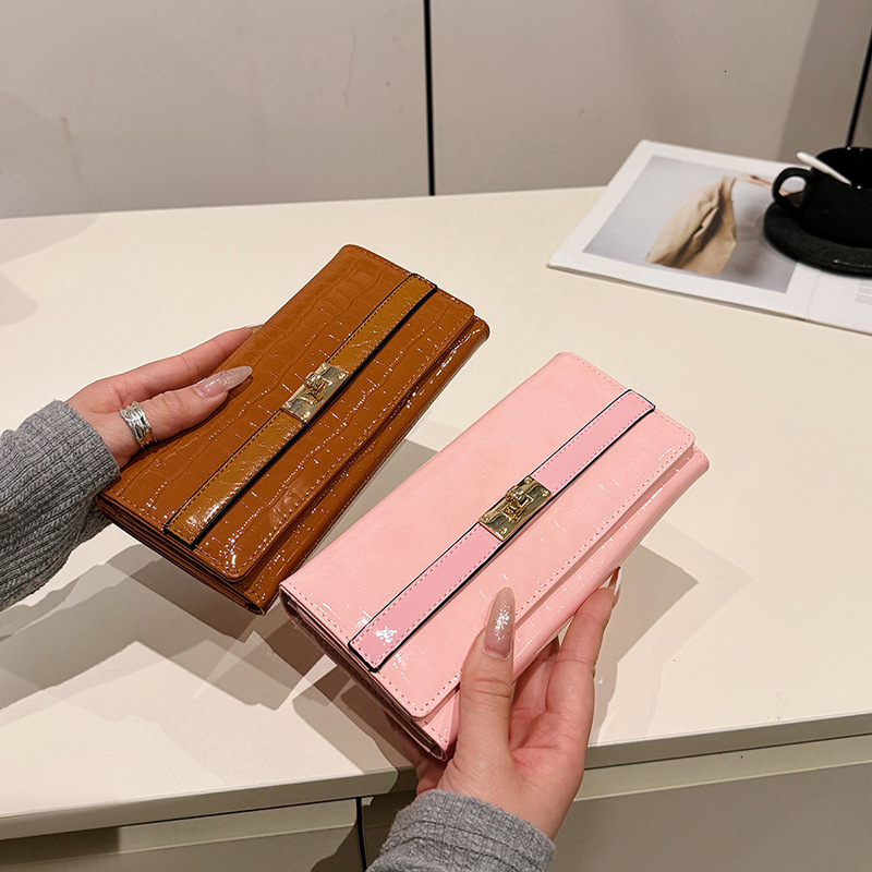 Designer Bag Glossy women's wallet with multiple card slots, large capacity, multifunctional, niche design, high-end feel, crocodile pattern, lon