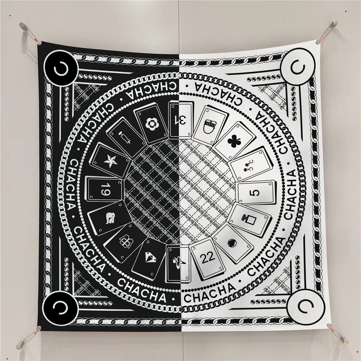 Luxury Brand Designer 2026 New Wo 90x90cm Twill Camellia Chain Print Square Scarf Hand Rolled Versatile Shawl Headscarf Fashion Accessory