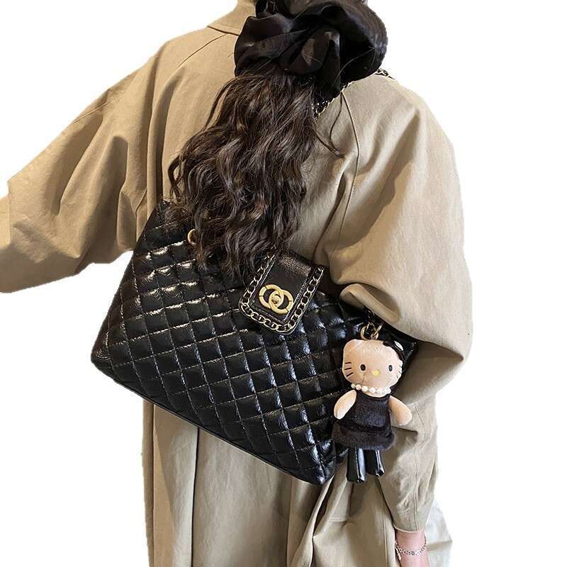 Ladies' single shoulder bag Designer Bag Women's large capacity quilted tote bag, new fashionable single shoulder crossbody bag, briefcase b - view 6