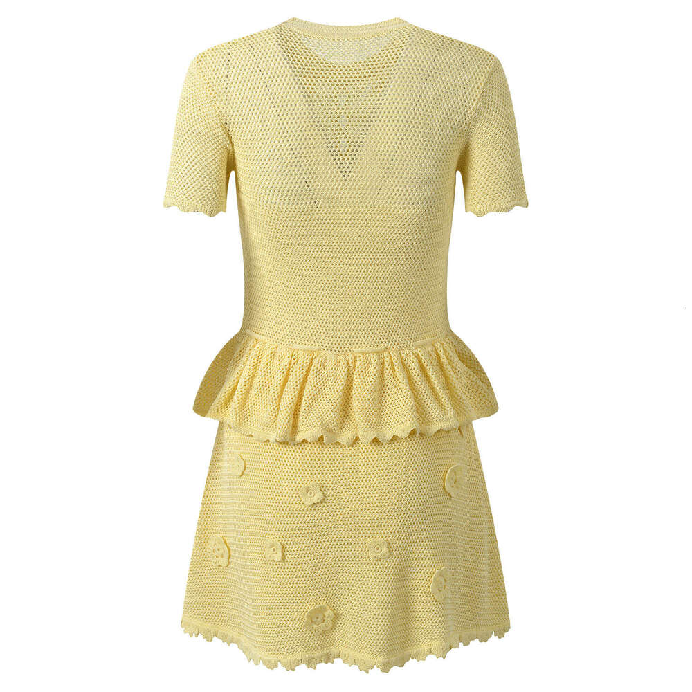 2026 Summer Yellow Knit Dress Set Floral Embroidery Short Sleeve Peplum Top + Skirt Skinny Slimming