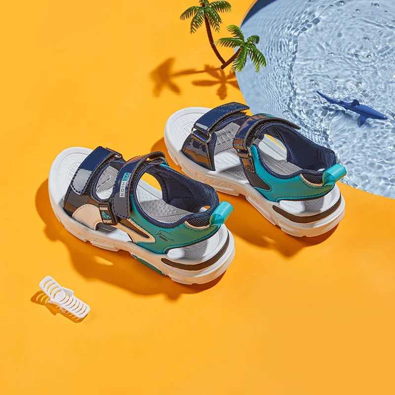 2025 Summer Boys Soft Sandals Fashion Children Shoes Autumn Light Cartoon Sandalias Flat Beach 4-12 Years Old Kids Shoes 12yrs C260522
