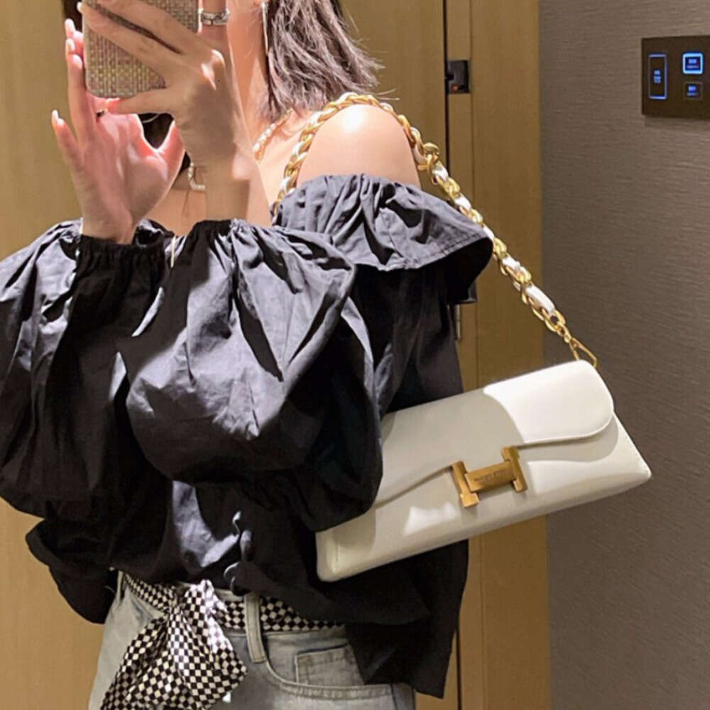 New Arrival Mini Flap Crossbody Bag, Women's Oil Wax Leather Handbag with Detachable Chain Strap, Fits Phone & Daily Essentials