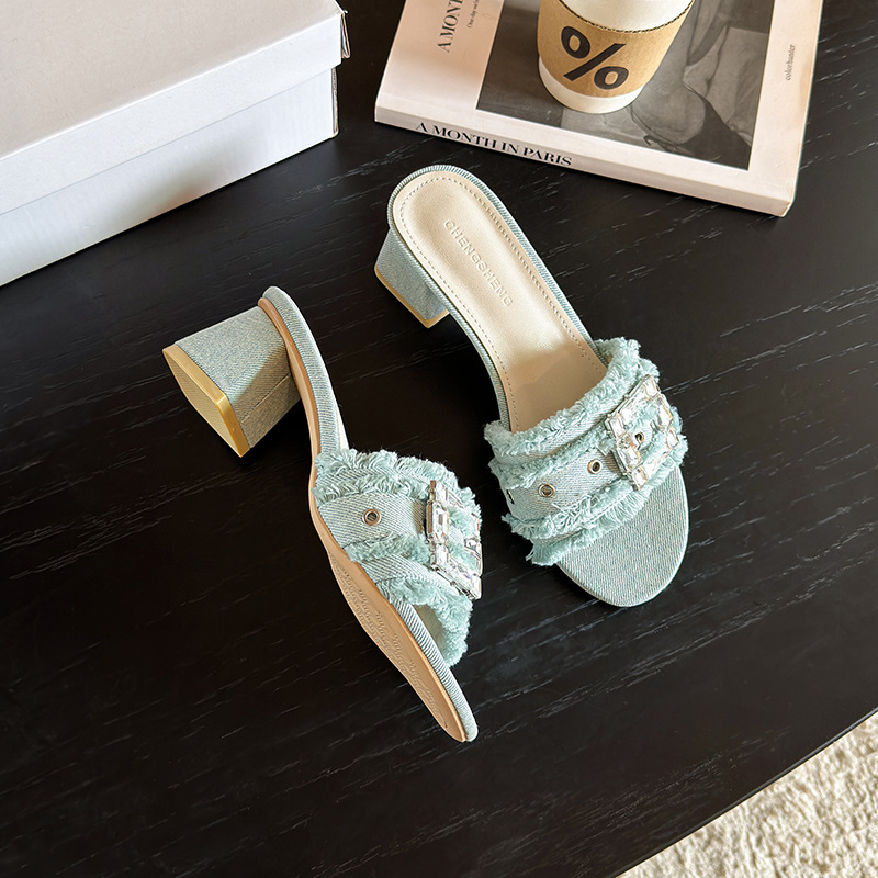 CHENGSHENG Brand 2026 Hot Thick and Comfortable Versatile Outdoor Designer Slippers Fashion Diamond Denim Sandals for Women