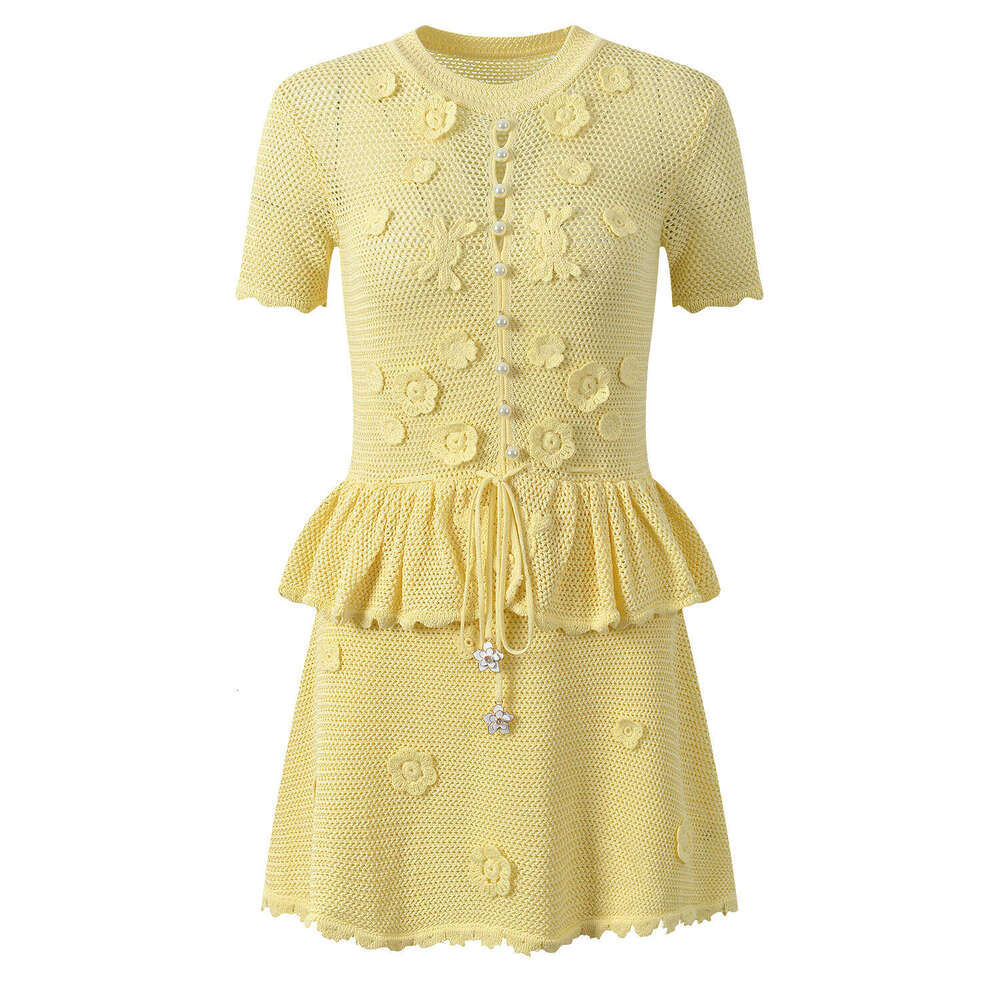 2026 Summer Yellow Knit Dress Set Floral Embroidery Short Sleeve Peplum Top + Skirt Skinny Slimming