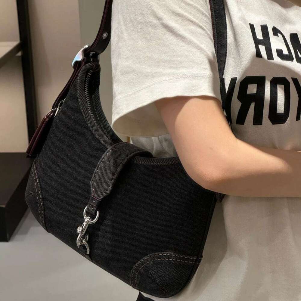High-quality new half-moon denim vintage underarm pea shoulder crossbody bag
