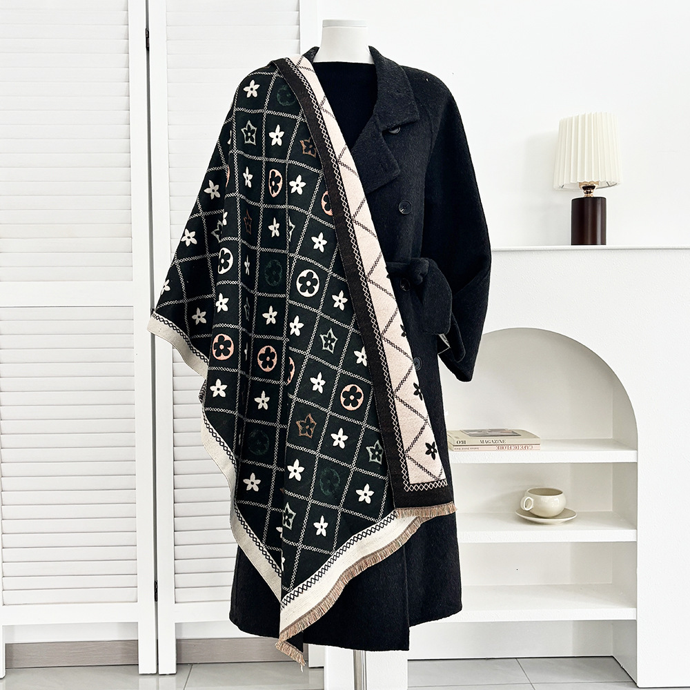 Designer Luxury Scarf High-quality Wool Women's Autumn And Winter Double-sided Thick Shawl Fashionable Classic Jacquard Shawl