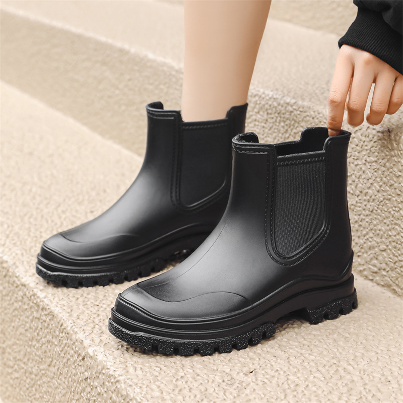 luxury designer boots 2026 New Women's Short Rain Boots, Fashion Waterproof Anti-Slip Rubber Shoes for Outdoor free shipping