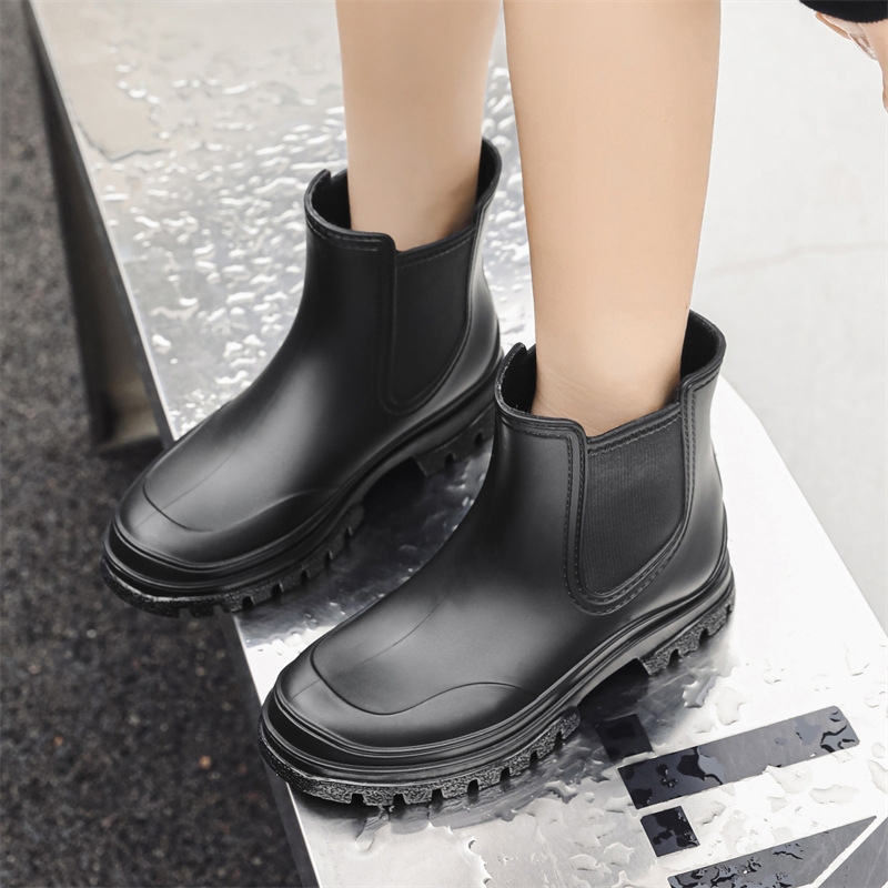 luxury designer boots 2026 New Women's Short Rain Boots, Fashion Waterproof Anti-Slip Rubber Shoes for Outdoor free shipping