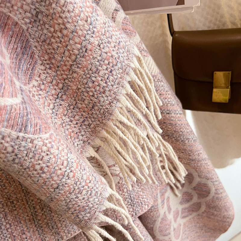 Designer Luxury Scarves For Men And Women Thick And Fashionable Camellia Scarves Multifunctional Shawls Dual-use High-end Warm Neck Classic Scarves
