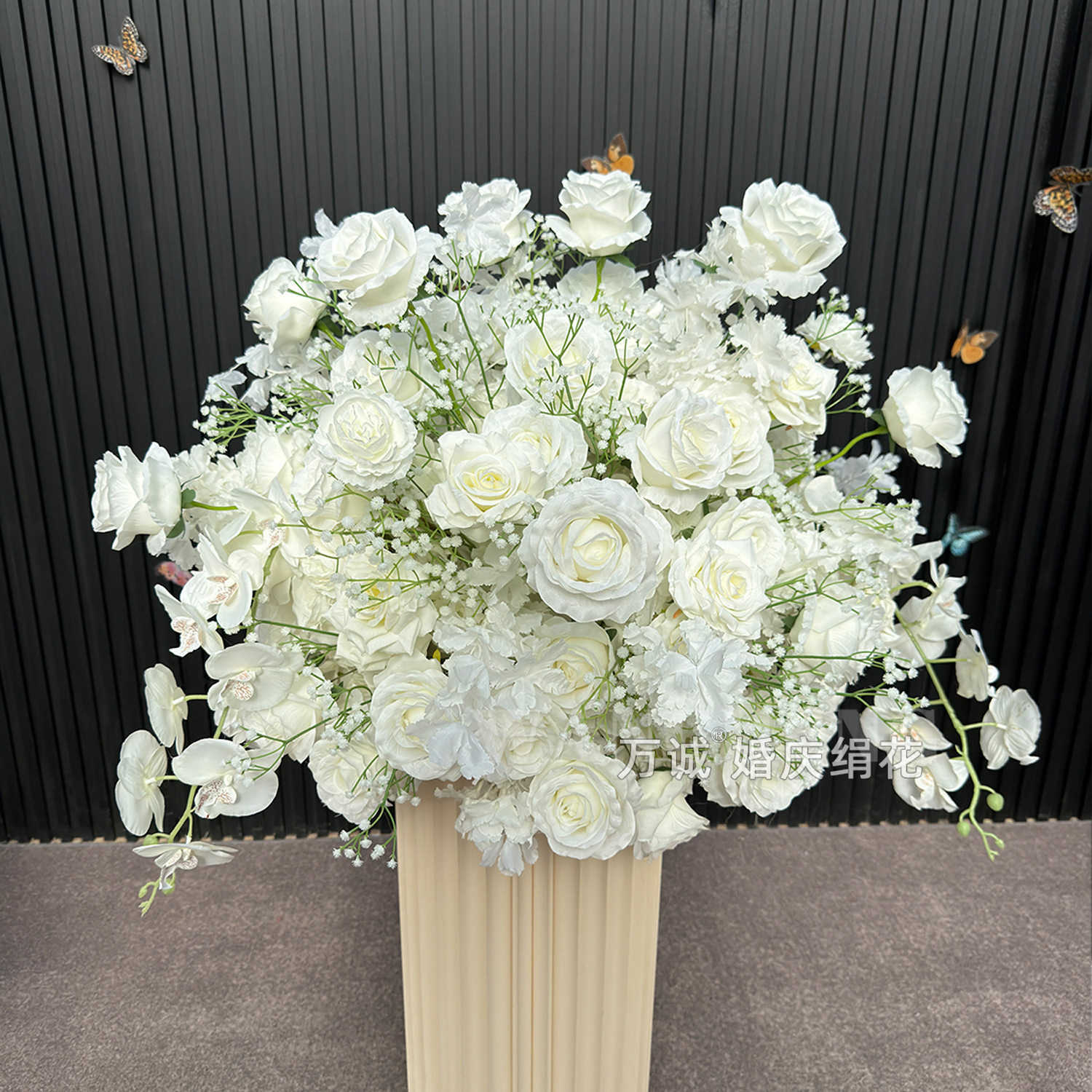 Simulation of white rose flower balls for wedding table arrangement, wedding proposal display window, exhibition hall decoration, road guide flowers C