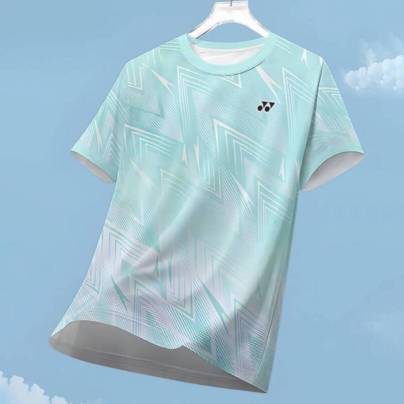 Dry Fit T-shirt, badminton brand. outdoor running, short sleeves, good ventilation. Fitness clothing, round neck, casual sports shirt. T-shirt for cyc