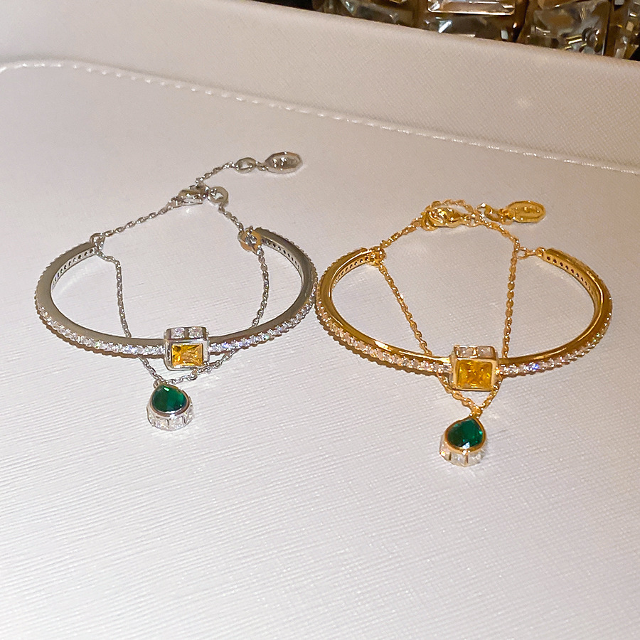 Super Shiny Zircon Square Water Drop Bracelet, Exquisite Palace Style, Elegant and Luxurious, Versatile Jewelry - view 3