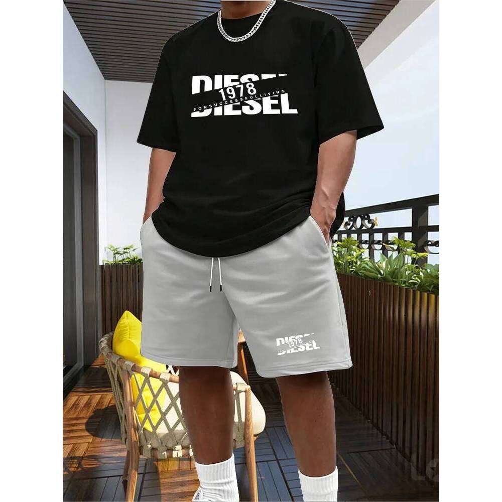 New Trend Hot Item Summer Men's Suit Casual Fashion Sportswear Beach Print Short Sleeved T-shirt Set Jogging T-Shirts Co-ords 26Y0525