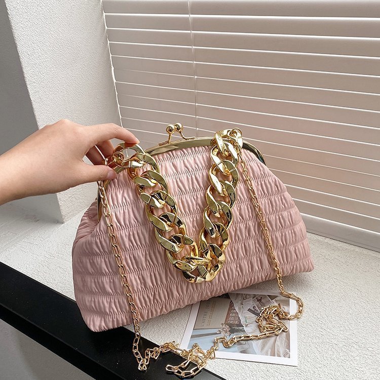 Minimalist Chain Handbag for Women 2025 New Korean Style Fashion Pleated Shoulder Bag Versatile Commuting Crossbody Bag 231123