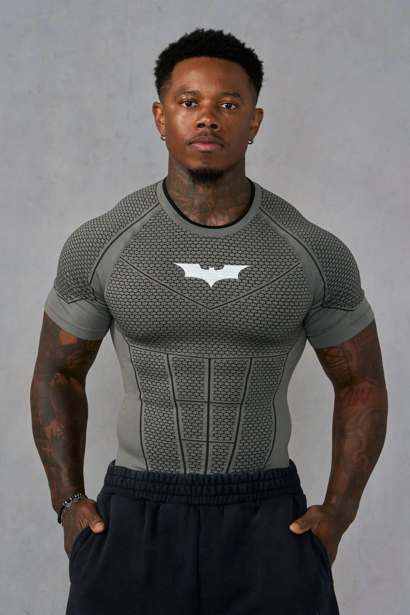 Mens Batman Print Compression T-Shirt Seamless Honeycomb Breathable Quick Dry Short Sleeve High Elastic Fitness Gym Top Runn 260525