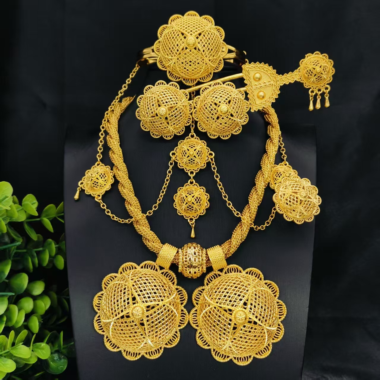 Ins Ethiopian 6pcs Twisted Necklace Sets For Women Wedding Dubai Gold Plated African Jewelry Set Indian Jewellery Anniversary Gifts