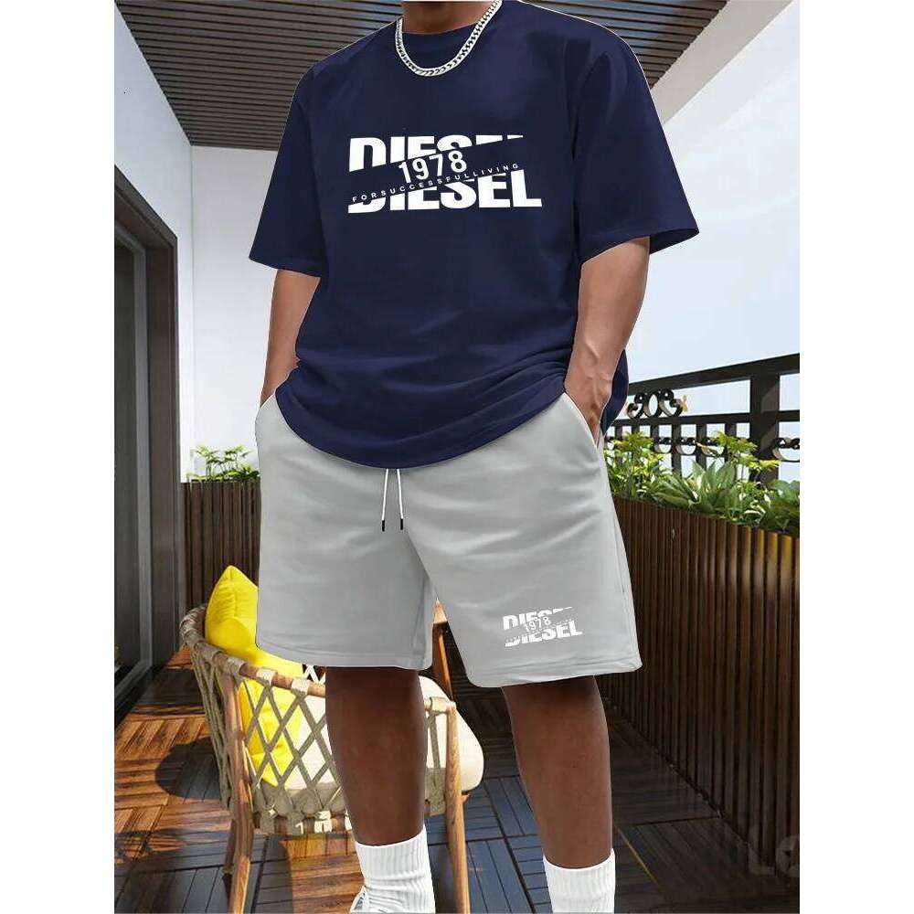 New Trend Hot Item Summer Men's Suit Casual Fashion Sportswear Beach Print Short Sleeved T-shirt Set Jogging T-Shirts Co-ords 26Y0525
