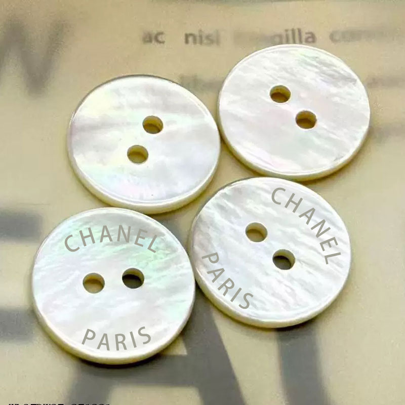 Natural shell buttons, coat, windbreaker, skirt buttons