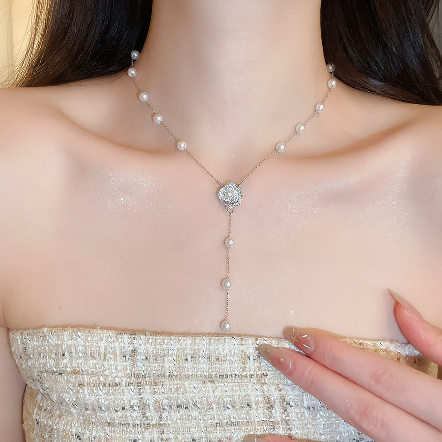 French Style Lazy Pearl Necklace for Women, Niche High-end Sense, Elegant Versatile Clavicle Chain, 2026 New Sweater Choker - view 4