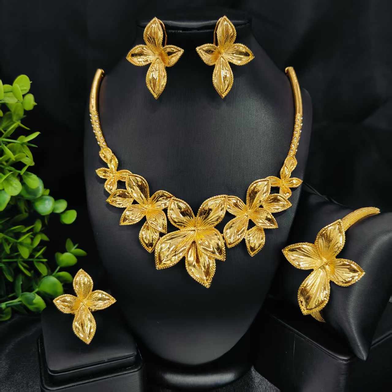 Ethiopian 24K Gold Plated Jewelry Set for Women Large Pendant Necklace Earrings Bracelet Ring African Bridal Wedding Party Gift