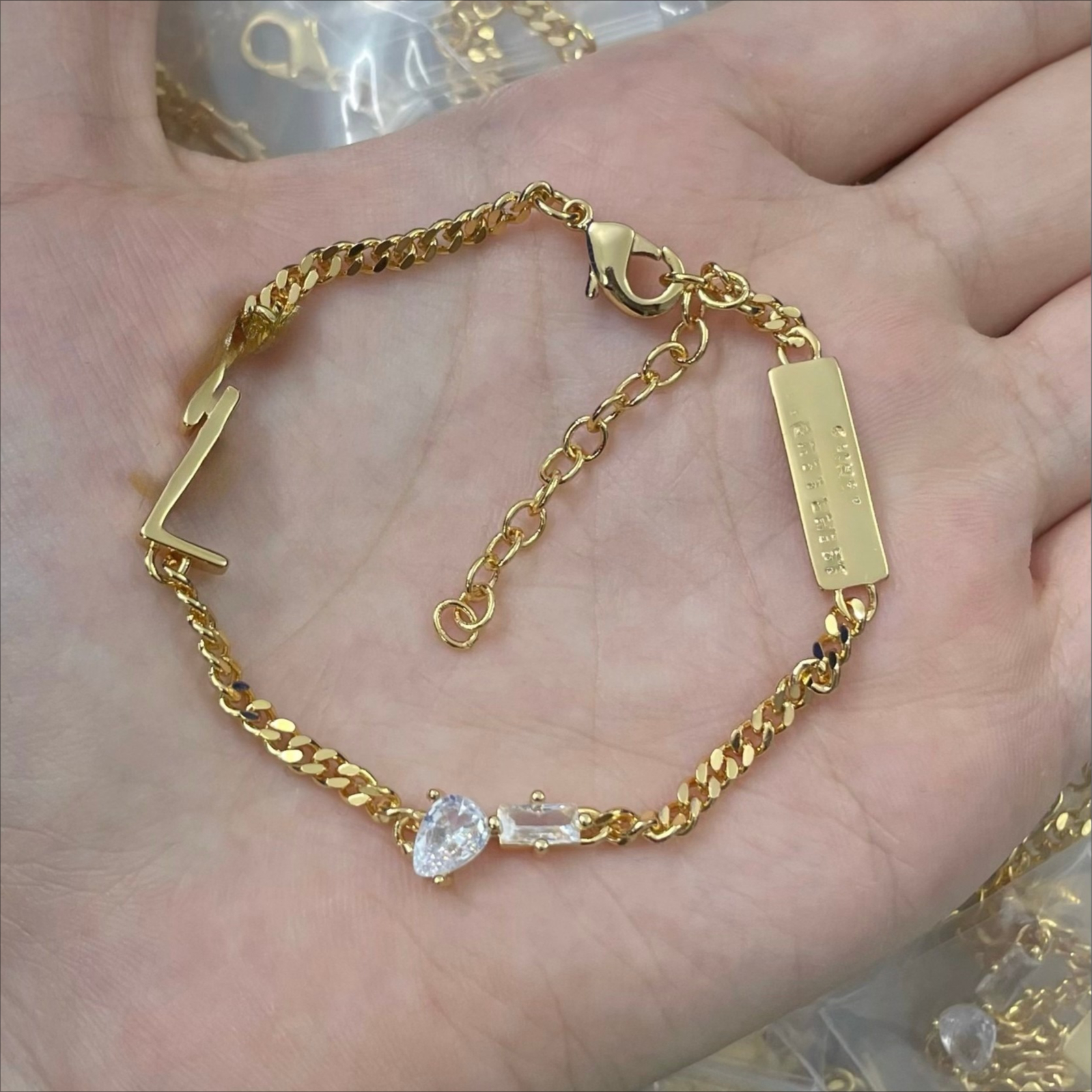 Designer Fashion Gold Bracelets Women Bangle Designer Letter Jewelry Crystal Chain 18K Gold Plated Wedding